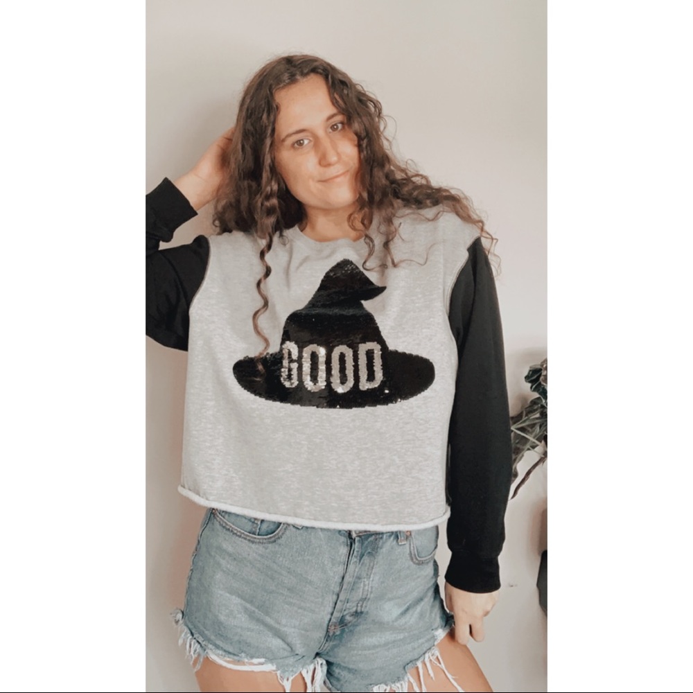 ZOE + LIV GOOD WITCH SEQUIN PULLOVER